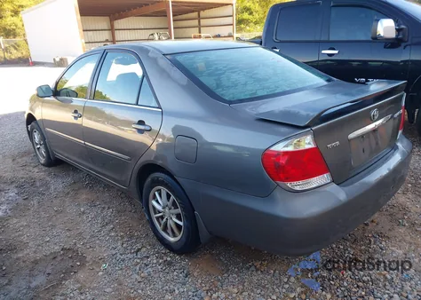 2005 Toyota Camry Xle from USA, damaged, VIN 4T1BE32K95U503659
